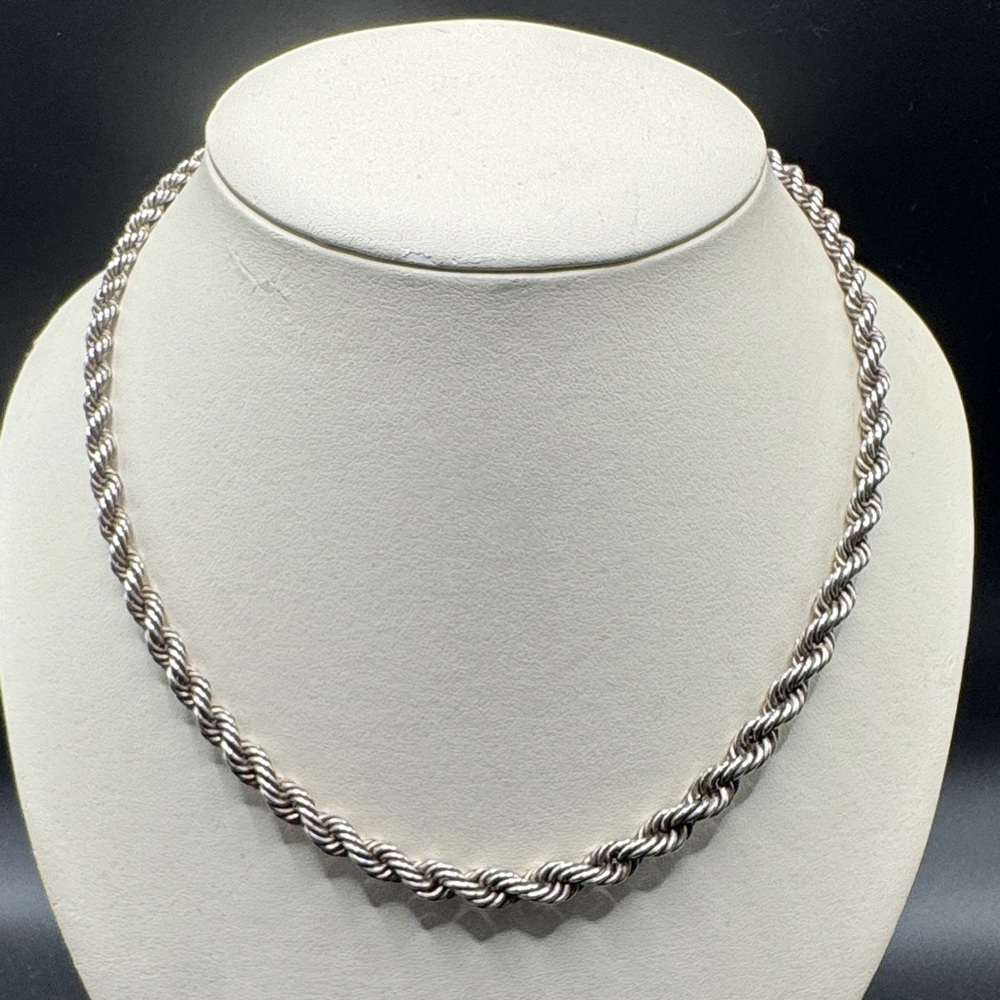Vintage Sterling Silver marked 835 83.5%  silver Rope Necklace Twisted Design